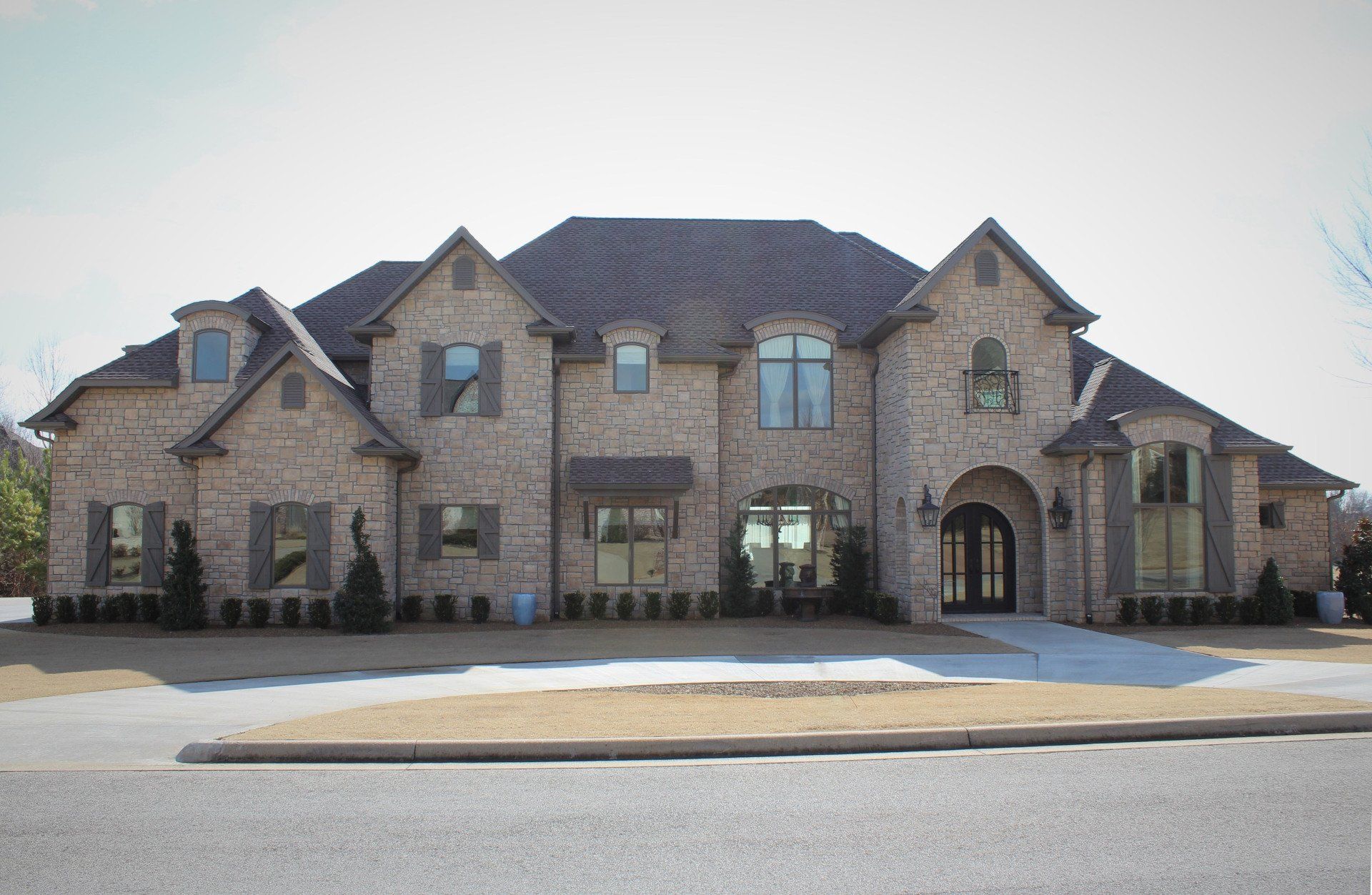 Diamond Petra Stone veneer project 27