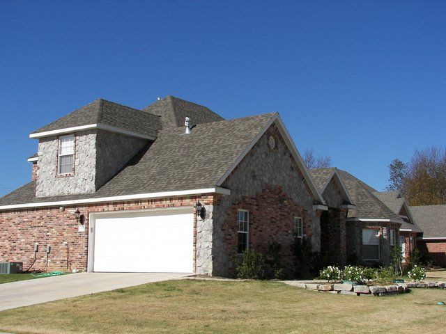 Diamond Petra Stone veneer project 69