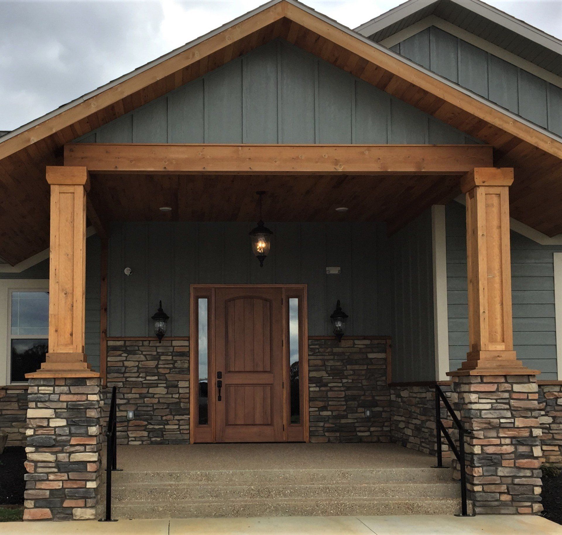 Diamond Petra Stone veneer project 84