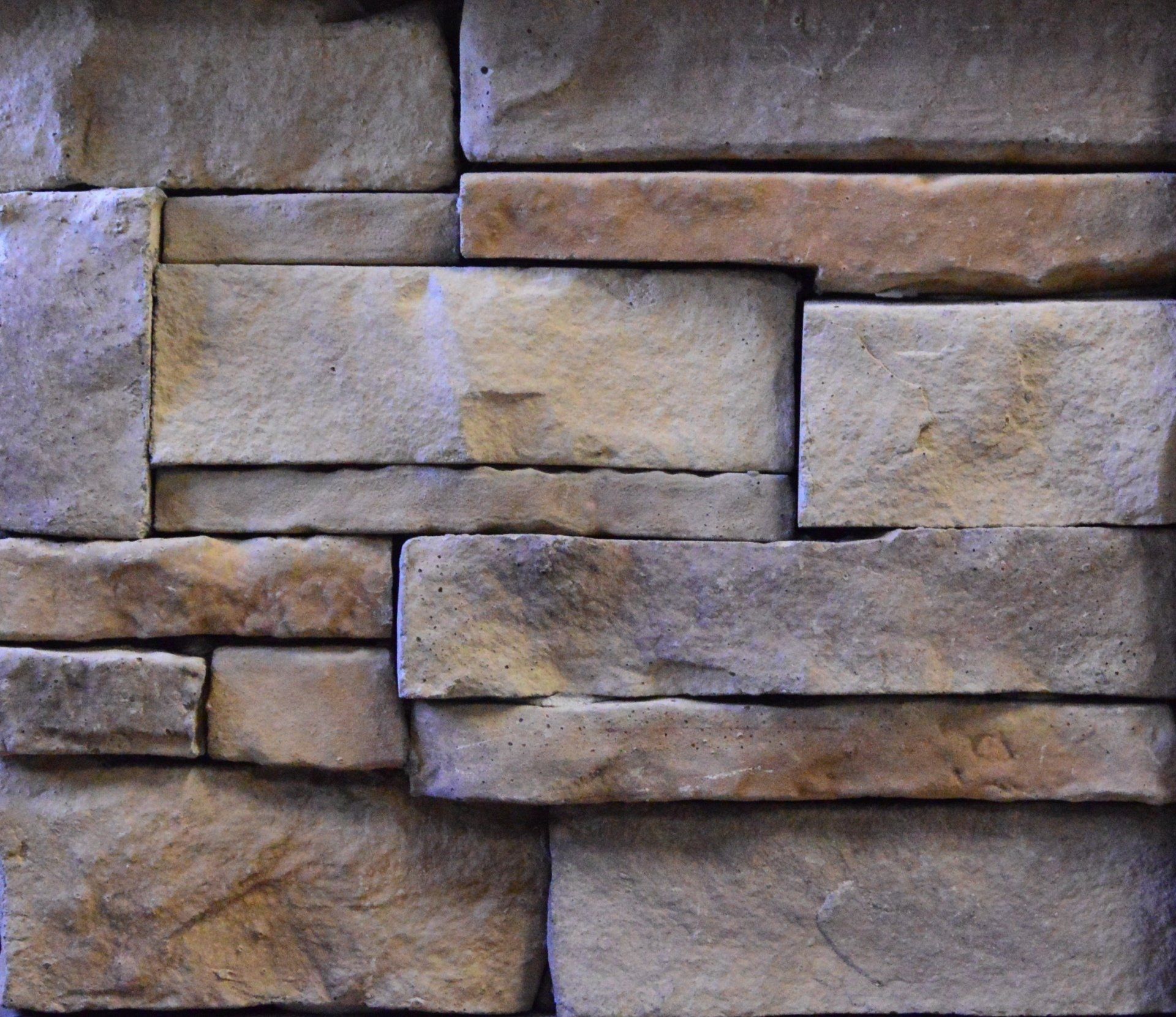 Caramel Sand stone veneer color