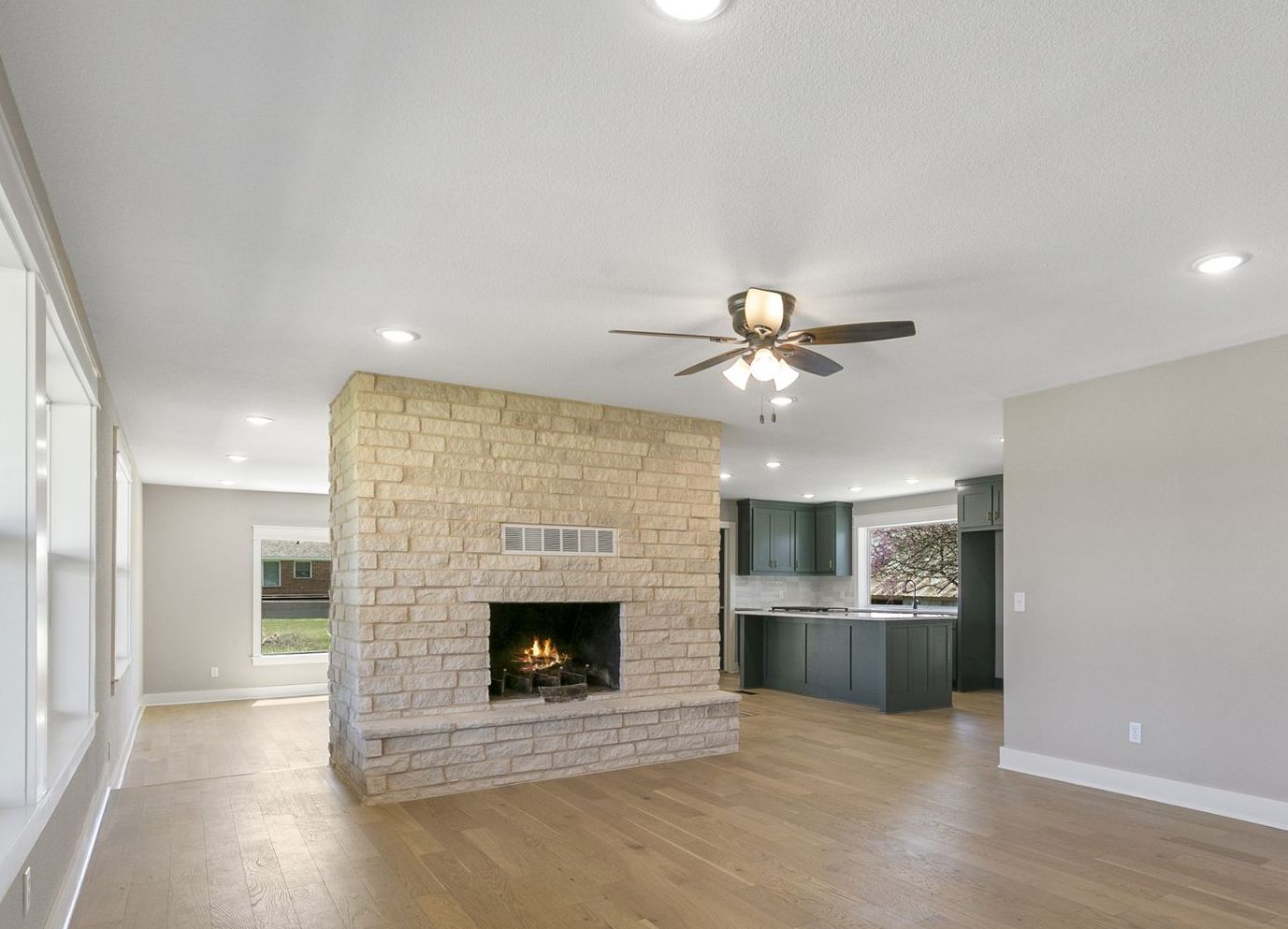 Diamond Petra Stone veneer project 14